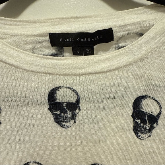 Skull Cashmere Ivory Top with Black Skull Design - Picture 3 of 4